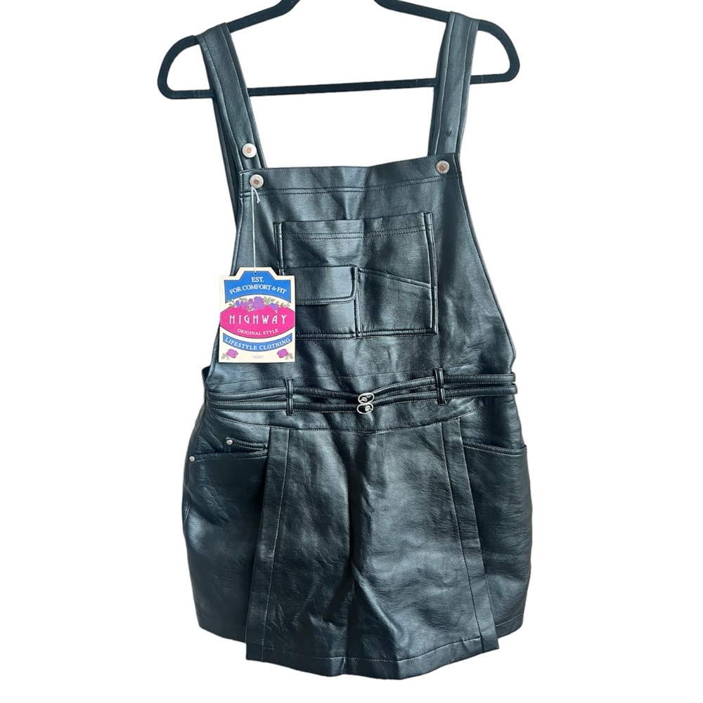 𝐇𝐈𝐆𝐇𝐖𝐀𝐘 𝐎𝐑𝐈𝐆𝐈𝐍𝐀𝐋 𝐂𝐎𝐍𝐂𝐄𝐏𝐓 | NWT BLACK FAUX LEATHER SHORTS OVERALLS / ROMPER